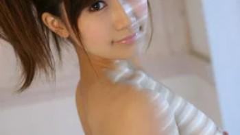 小島みなみの18歳当時エッチ画像が再注目