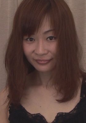 勇気を出して応募したけど緊張で震える熟女さん！緊張をほぐしてあげる為に乳首やアソコを舐めたら気分上々！中出しセックス！