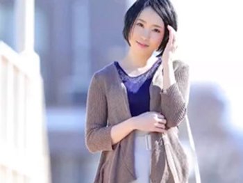 溜まりに溜まった性欲が暴走！素人妻が情熱的に求め合う不貞セックス！