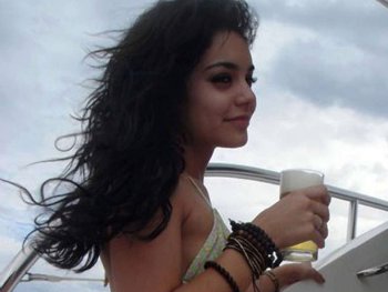 ヴァネッサ・ハジェンズさん画像集71枚【ヌード】