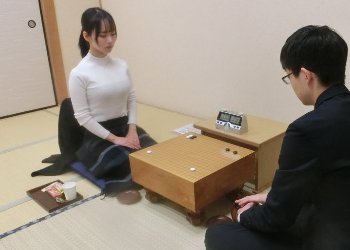 【画像】女流棋士、えっっちすぎて対局に集中できないと話題にｗｗｗｗｗｗｗｗｗｗ