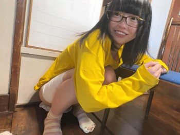 【素人】 ドキュメント「アラサー喪女ニート」チンポに目がないロリ体型の干物姉