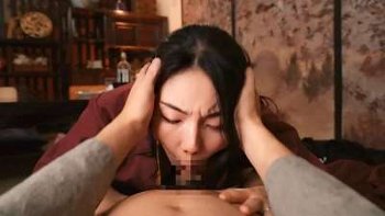 【素人】中に入るといろはさんが座敷でオナニーをしている。閉店後の居酒屋店内での不倫がこちら