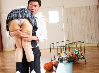 【犯され×女子高生】変態教師に媚薬盛られて無抵抗状態のJKが強制フェラで勃起したおチンポをピストンハメ！