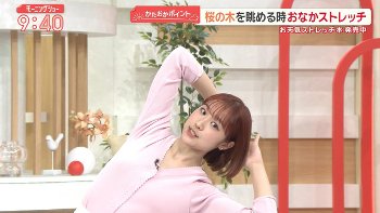 松岡朱里アナ　ニットのエクササイズ！！