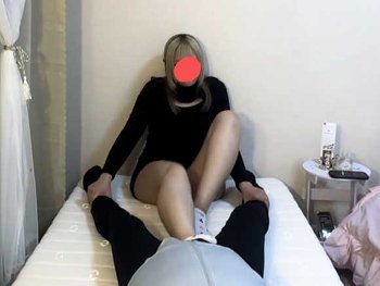 【M男】手慣れたフェチ系女優に電気アンマされます！【必殺電気アンマ】衣織