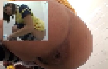 【抜ける排泄映像】綺麗な女の色っぽい踏ん張り声と可愛いアナルがエロい排便シーン（和式トイレ動画）