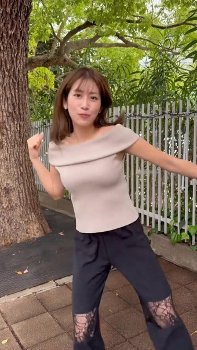 中川安奈アナ　巨乳を振りながらノースリーブで踊る！！【GIF動画あり】