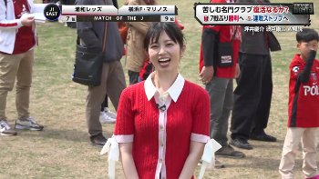 中根舞美アナ　ニットでスキップ、ドリブル、乳揺れ！！【GIF動画あり】