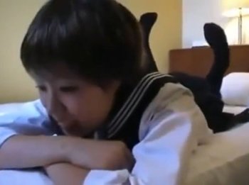 【素人】 ラブホではしゃぐ元気な女子高生とエンジョイ援助交際♪