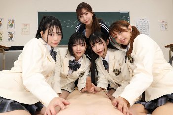 【VR】4人の女子生徒と1人の女教師に総当たりでイカされまくる260分SEXバトルロワイヤル！