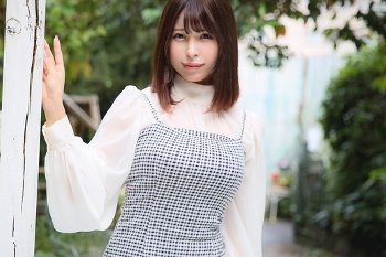有岡みう 作品｜際立つテクニックに揺らぐ感情、その変化の瞬間