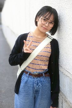 真面目そうな大学4年の佐々倉さんが道間違えてAVデビュー