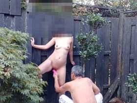 【個人撮影】野外で嫁に電マ責めしたり立ちバックでセックスしたりオナニーさせたりする素人夫婦投稿映像