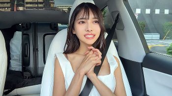贅沢三昧な美人妻はセックスも浪費家！不倫しまくり淫乱体質肉便器