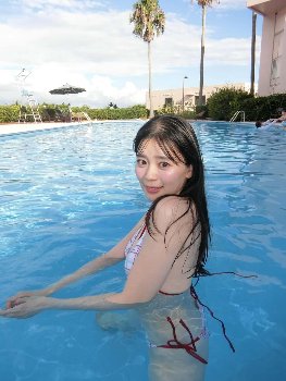 【水着グラビア解禁】超ときめき♡宣伝部・坂井仁香（24歳）、164cmモデル体型の美ボディに絶賛の嵐！