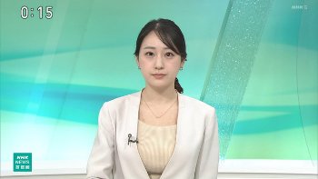 大谷舞風アナ　ジャケットの下のニット巨乳！！【GIF動画あり】