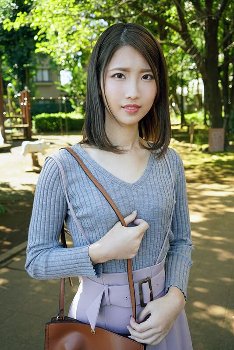 恥ずかしい長乳首がコンプレックスの貧乳美女が性欲解放セックス