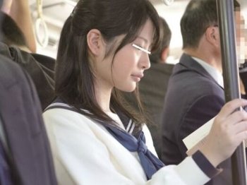 【最高】【JKレイプ】色白清楚でロリ可愛い制服美少女を混雑する車内でバス痴漢！下車後にお持ち帰り凌辱強姦で鬼畜エロ辱め肉便器調教