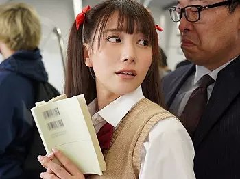 【ミニスカJKを痴漢集団が狙う】粘着オヤジたちが制服美少女をホテルに拉致！中年チンポで無理やり犯され、無垢なカラダが汚さ