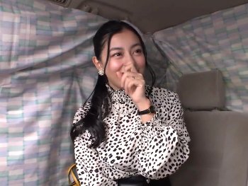 【最高】【人妻ナンパ】結婚8年目で夫とセックスレスな32歳セレブ美熟女を車内連れ込み！エロ巨乳妻をホテルお持ち帰り中出しセックス
