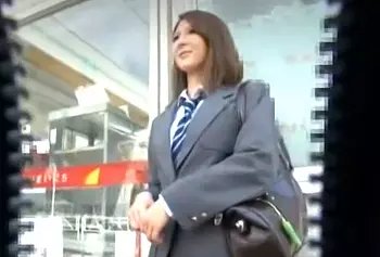 盗撮×ハーフJK×凌辱痴漢｜生チンポをぶち込まれる制服少女。集団輪姦アクメ