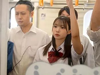 【痴漢JKレイプ】ロリ爆乳な制服美少女は毎日のように電車痴漢の被害に遭っていて…彼氏がいるのにエロ痴漢師テクに快楽堕ち
