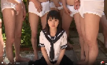 【ヤバいごっくん】不安な表情を浮かべる激かわＡＶ女優が信じられんほど大量射精される（閲覧注意映像）
