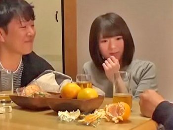 【巨乳】こたつの中で兄嫁にイタズラ→ムラムラしちゃって不倫パコ