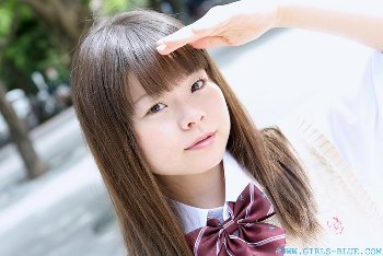 色白むちむち童顔ロリ巨乳ちゃん、制服、スク水、体操着でえちえち