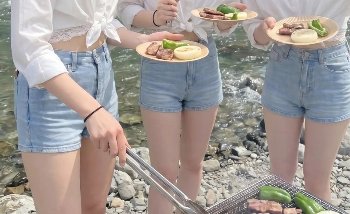 【画像】若い女子社員がいる社内バーベキューｗｗｗｗｗｗｗｗｗｗ