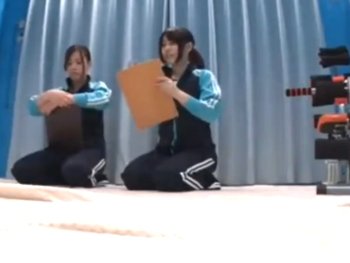 【素人】アスリート系素人二人組をMM号に連れ込み→発情させてフェラ頂きｗ