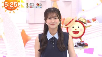 原田葵アナ　セクシーノースリーブ！！
