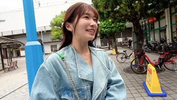 【十束るう】遠隔ロータープレイ希望の美女は水泳インストラクター