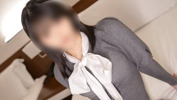 【18歳女子大生】横浜で見つけたJDと大人の玩具をレポート！！