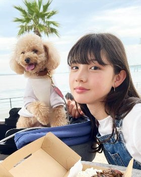 【画像】中学生まんさん、お胸の揺れがわかりすぎる服を着てNHKに出てしまうｗｗｗｗｗｗｗｗ