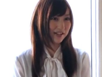 【ハメ撮り】23歳・専業主婦・子供はなし…まだ女として見られたい人妻が男優チンポにイキ狂い