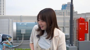 阿部華也子アナ　ドライブする巨乳とお尻！！【GIF動画あり】