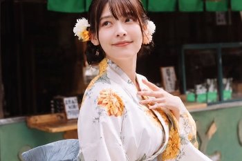 【画像】浴衣から溢れるおっ ぱい、工ッチすぎｗｗｗｗｗｗｗｗｗ