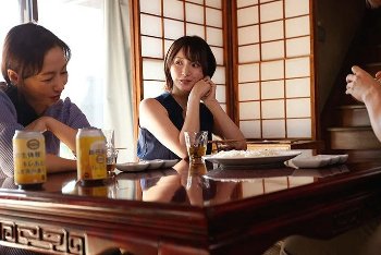 新妻ゆうか｜圧倒的な腰使いが印象的な人妻との濃密なひととき