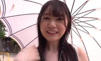 桃尻揺らして腰を振る淫らな自分のエロさで段々と興奮