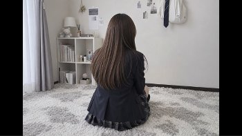 【個人撮影】シンガーソングライター(35)さん、ファンのJKを自宅に連れ込んで正常位してる動画を投稿してしまう…