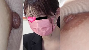 【eros2994乳首チラ】なかなかに美味しそうな肥大した大きめ乳首を撮られちゃうキレカワなお姉さん