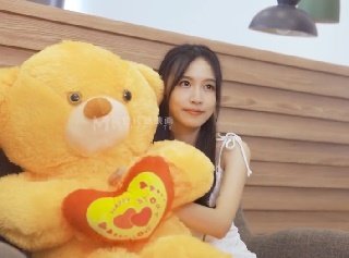 【Full Video】 中国のAVが予想以上にクオリティ高い…！ハメられる巨乳美女！