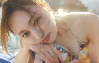 元乃木坂46・梅澤美波、2nd写真集で覚悟のセミヌード！水着や下着、 お尻やおっぱいも全部見せてエロいぞｗｗ