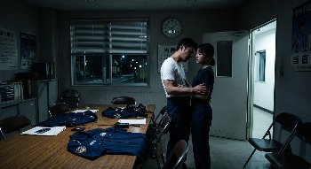 人間の業 ― 綺麗事の裏側 第８２話：極限状態や抑圧下において露わになる、人間の抗いがたい欲望と倫理の摩擦