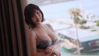 すずら水着グラビア特集！元公務員の美しすぎるJカップとランジェリー姿に釘付け