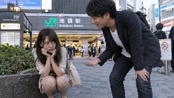 彼女にリモコンバイブを装着させて外に立たせたら、ナンパ男に襲われそうになった話