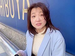 【イキ潮×素人】ハメ潮イキ潮お漏らしで着衣巨乳が目立つHカップボディの放尿ロリ美人が変態い展開！【放尿】
