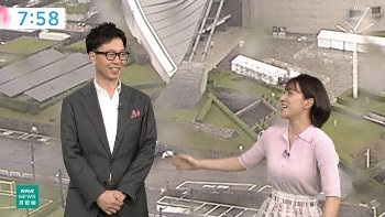 【画像】赤木野々花アナ　ニットで豊乳を強調！！